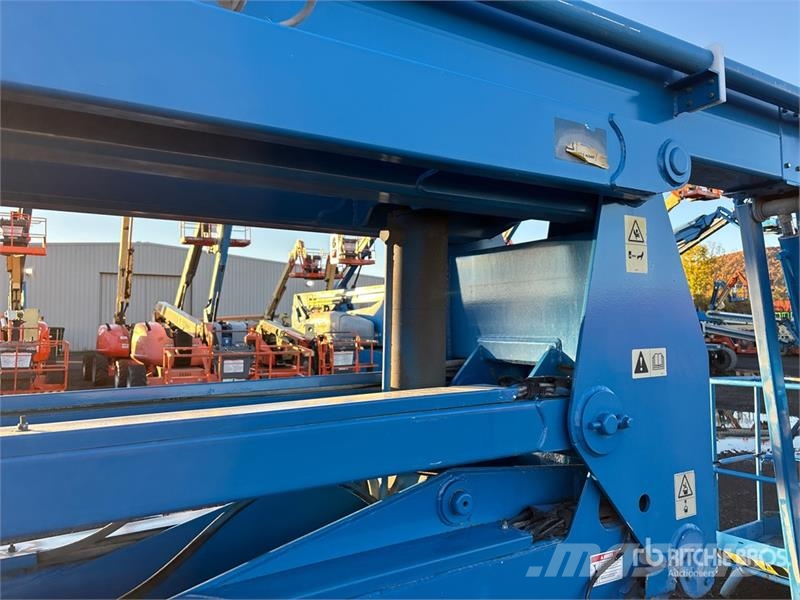 Genie Z-60/34 4WD Diesel Articulating Boom Lift Articulated boom lifts