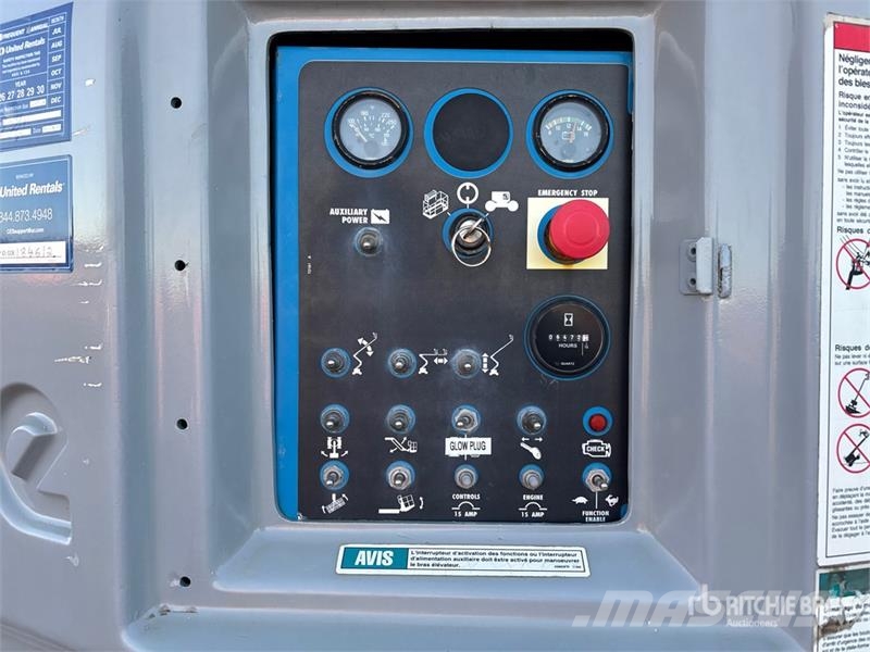 Genie Z-60/34 4WD Diesel Articulating Boom Lift Articulated boom lifts