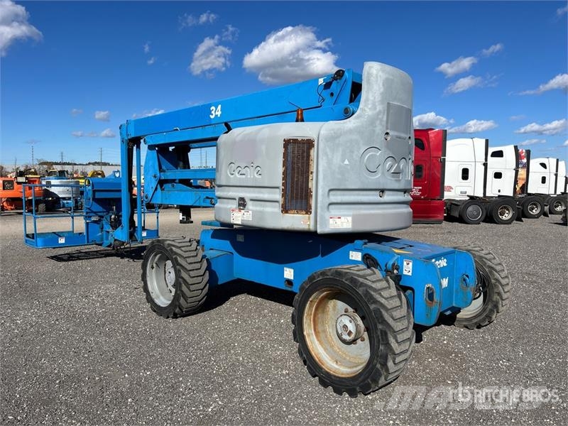 Genie Z-60/34 4WD Gasoline Articulating Boom Lift رافعات سلة مفصلية