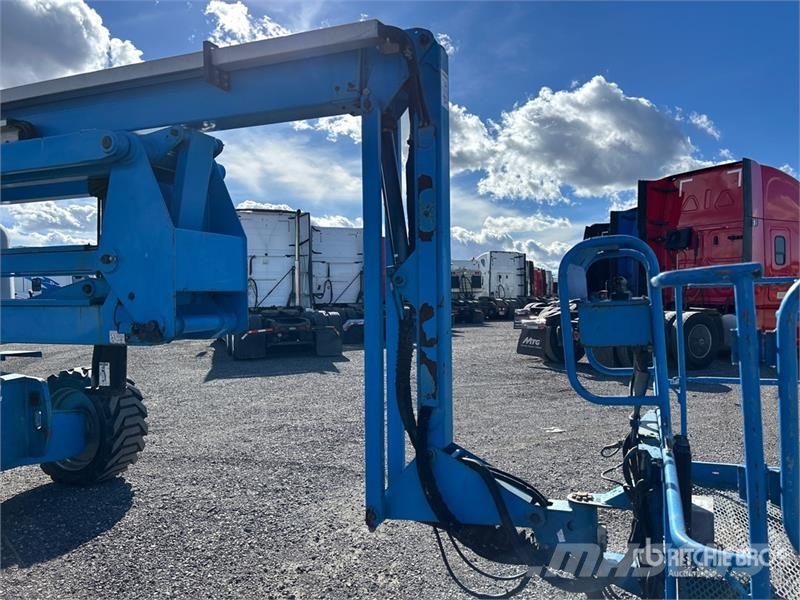 Genie Z-60/34 4WD Gasoline Articulating Boom Lift رافعات سلة مفصلية