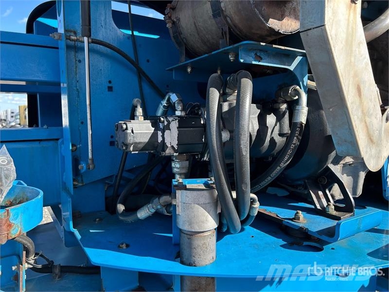 Genie Z-60/34 4WD Gasoline Articulating Boom Lift رافعات سلة مفصلية