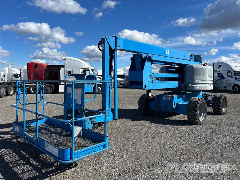 Genie Z-60/34 4WD Gasoline Articulating Boom Lift رافعات سلة مفصلية