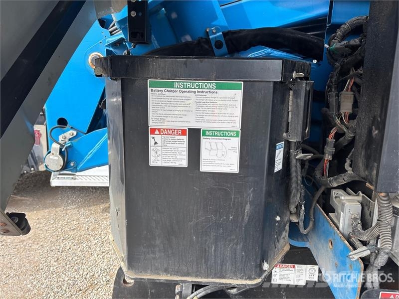 Genie Z-60/37 4WD Hybrid Articulating Boom Lift Piattaforme a braccio articolato