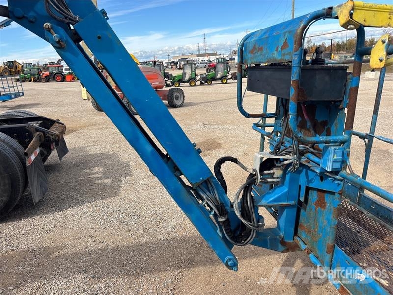 Genie Z-60/37 4WD Hybrid Articulating Boom Lift Piattaforme a braccio articolato