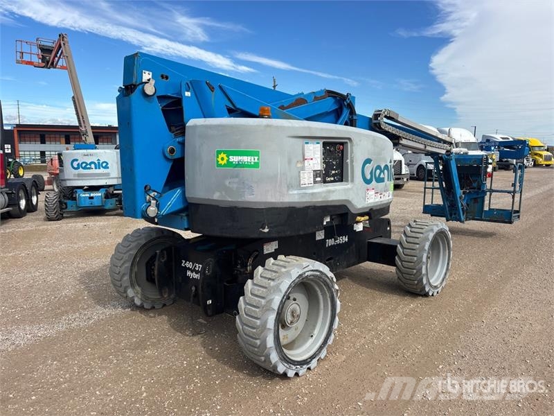 Genie Z-60/37 4WD Hybrid Articulating Boom Lift Piattaforme a braccio articolato