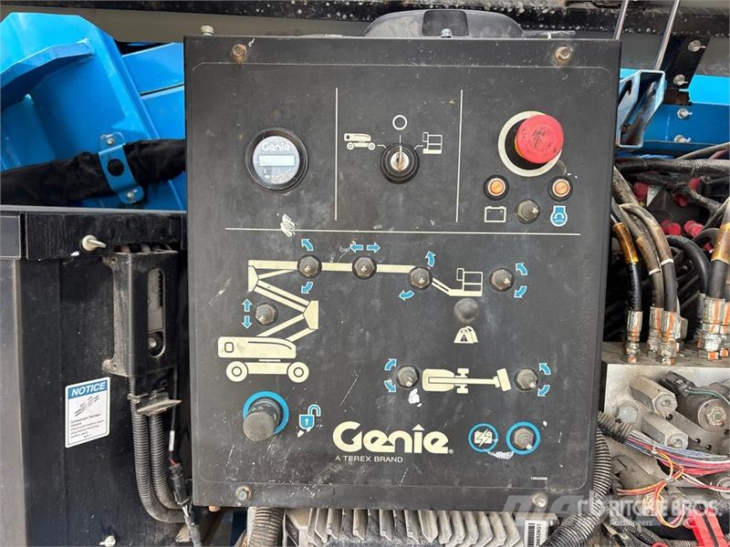 Genie Z-60/37 4WD Hybrid Articulating Boom Lift Piattaforme a braccio articolato