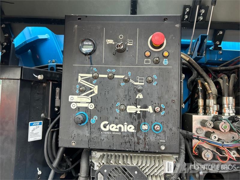 Genie Z-60/37FE 4WD Hybrid Articulating Boom Lift Zglobne podizne platforme