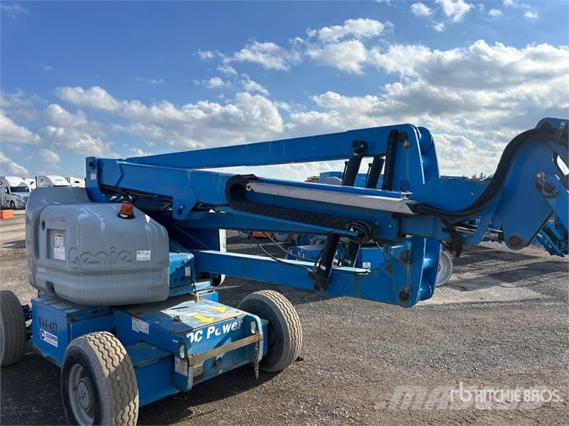 Genie Z4525J 2WD Electric Articulating Boom Lift Alkūniniai keltuvai