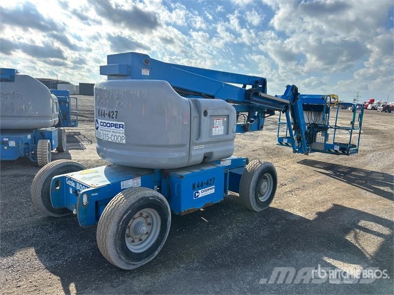 Genie Z4525J 2WD Electric Articulating Boom Lift Alkūniniai keltuvai