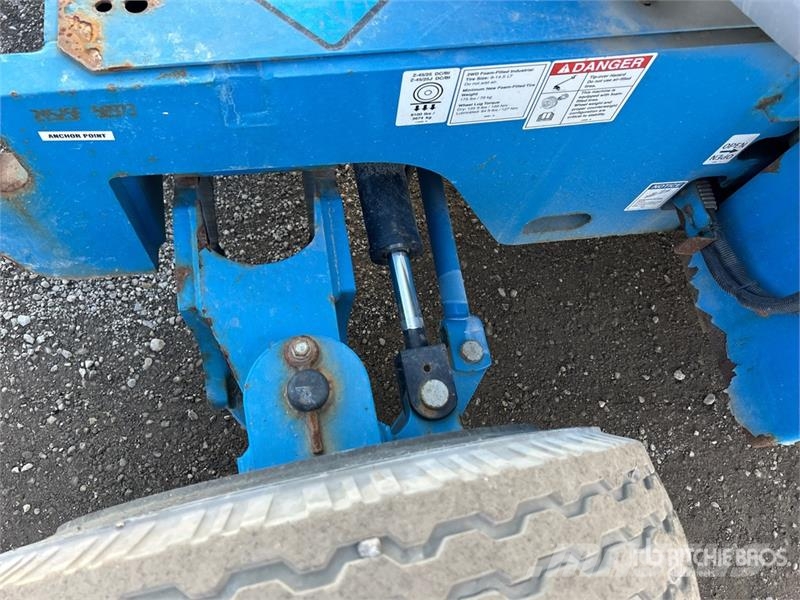 Genie Z4525J 2WD Electric Articulating Boom Lift Alkūniniai keltuvai