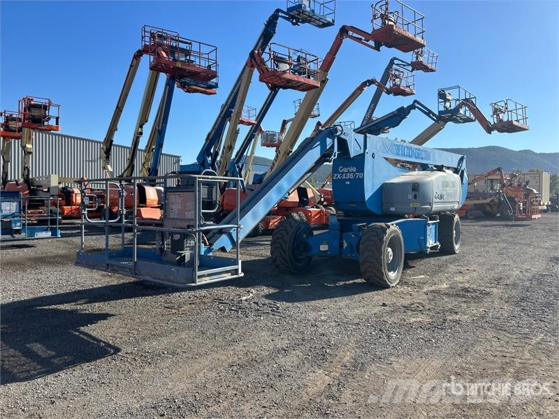 Genie ZX-135/70 4WD Diesel Articulating Boom Lift Gelenkteleskoparbeitsbühnen