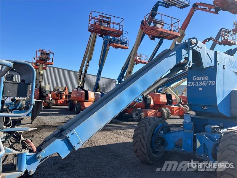 Genie ZX-135/70 4WD Diesel Articulating Boom Lift Gelenkteleskoparbeitsbühnen
