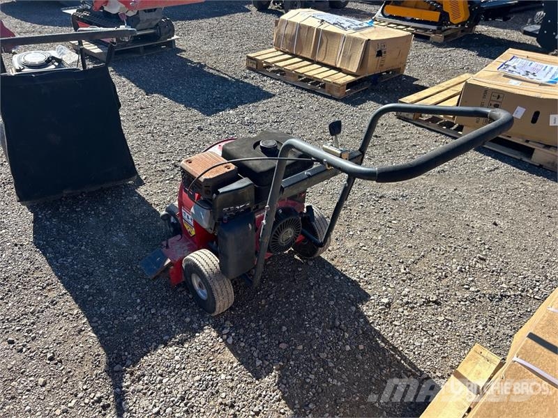 Giant-Vac Leaf Blower (Inoperable) طاردات