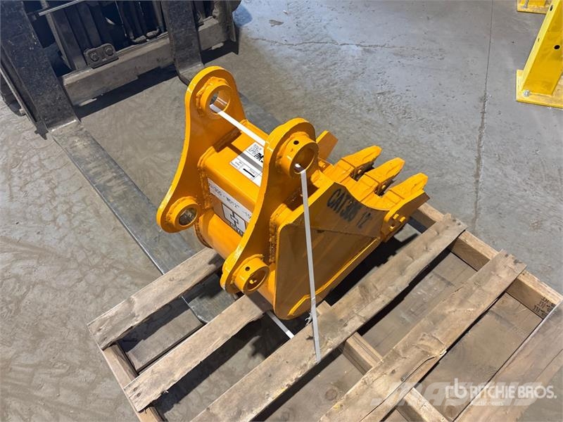  GIYI 12 in Excavator Bucket - Fits Cat 305 (Unused Žlice