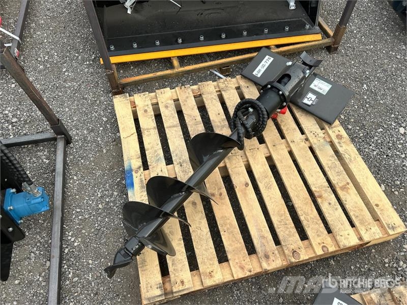  GIYI 12 in Mini Skid Steer Auger (Unused) مثاقيب