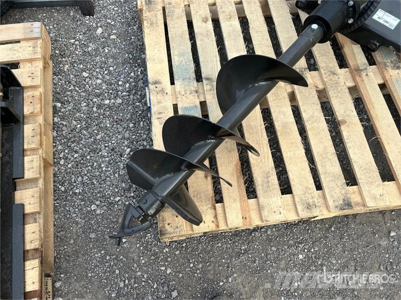  GIYI 12 in Mini Skid Steer Auger (Unused) مثاقيب