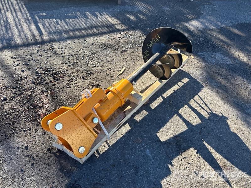 GIYI 16 in Excavator Auger - Fits Cat 303 (Unused) مثاقيب