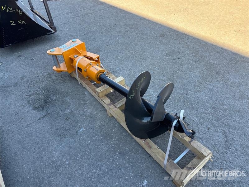 GIYI 16 in Excavator Auger - Fits Cat 305 (Unused) مثاقيب