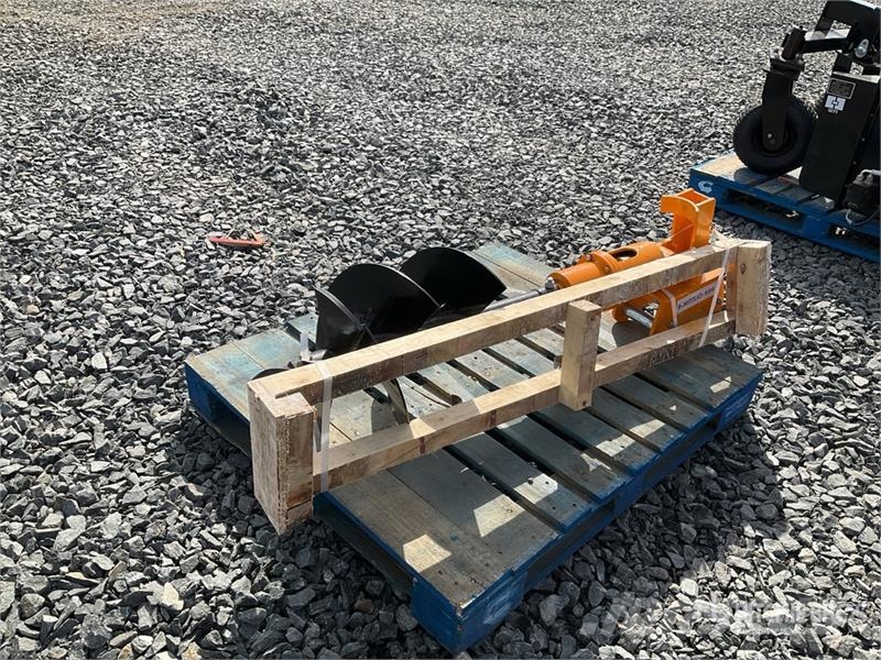  GIYI 16 in Excavator Auger - Fits Cat 303 (Unused) Bohrer