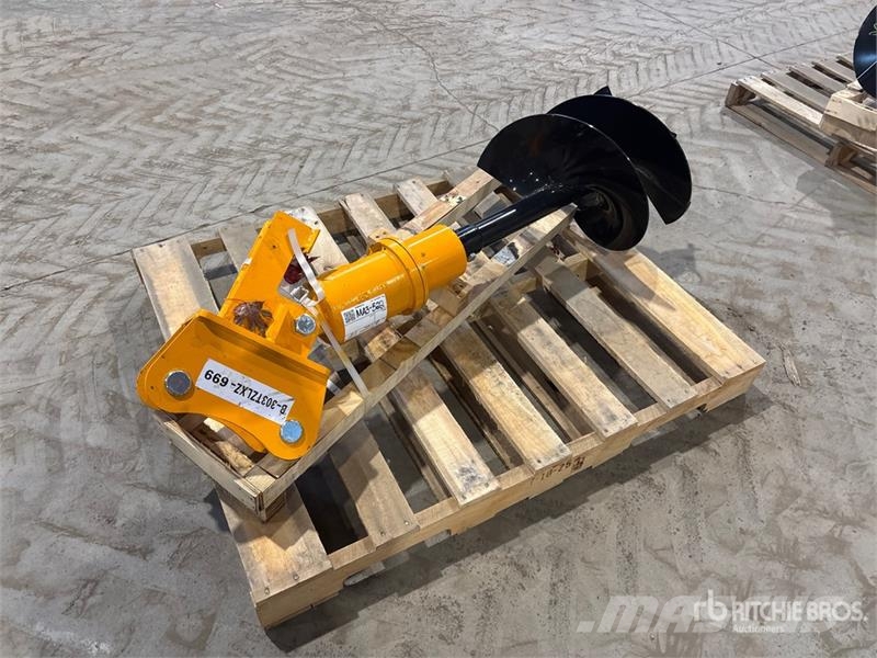 GIYI 16 in Excavator Auger - Fits Cat 303 (Unused) Tarière