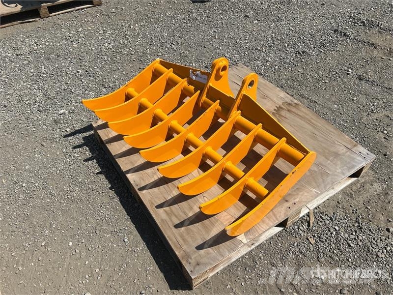 GIYI 44 in Excavator Rake - Fits Cat 305 (Unused) Rakes and tedders