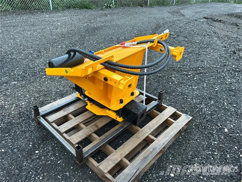 GIYI AD680 Skid Steer Post Driver (Unused) Fencing equipment