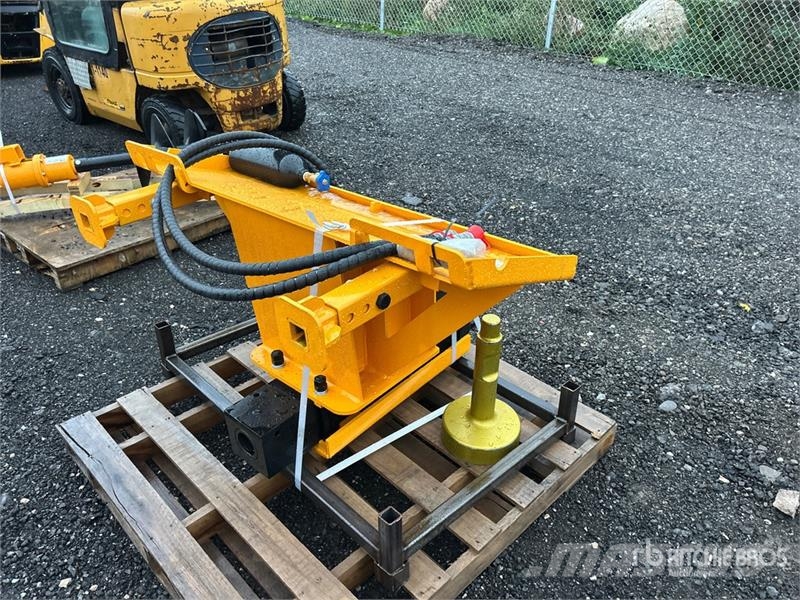 GIYI AD680 Skid Steer Post Driver (Unused) Fencing equipment