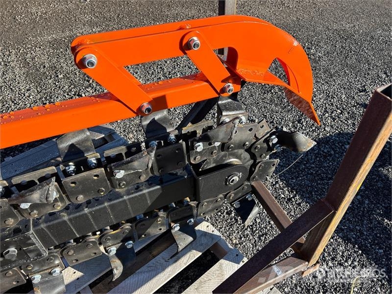 GIYI D39 39 in Skid Steer Trencher Grabenfräse