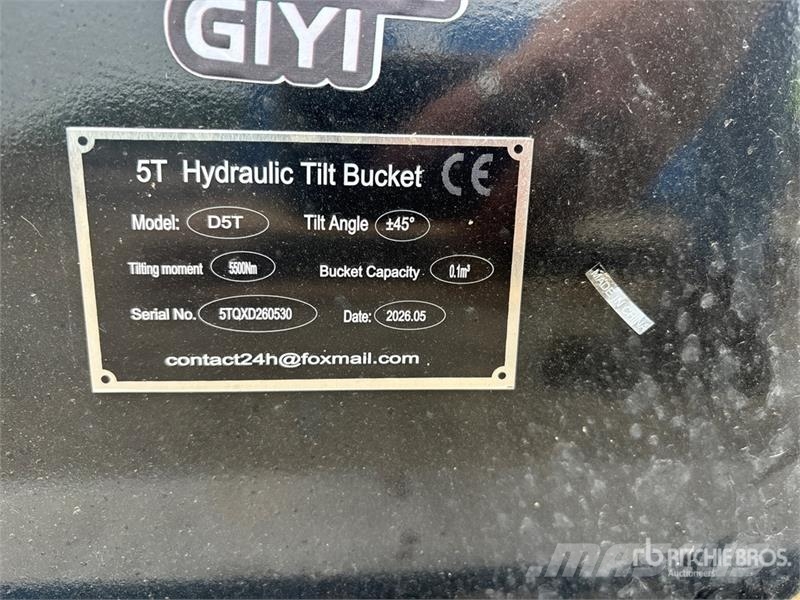 GIYI GY-5TB 35 in Tilting Excavator Bucket (Unused Godet
