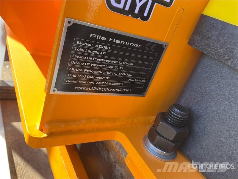  GIYI GY-AD680 Skid Steer Post Driver (Unused) Zäune und Zubehör