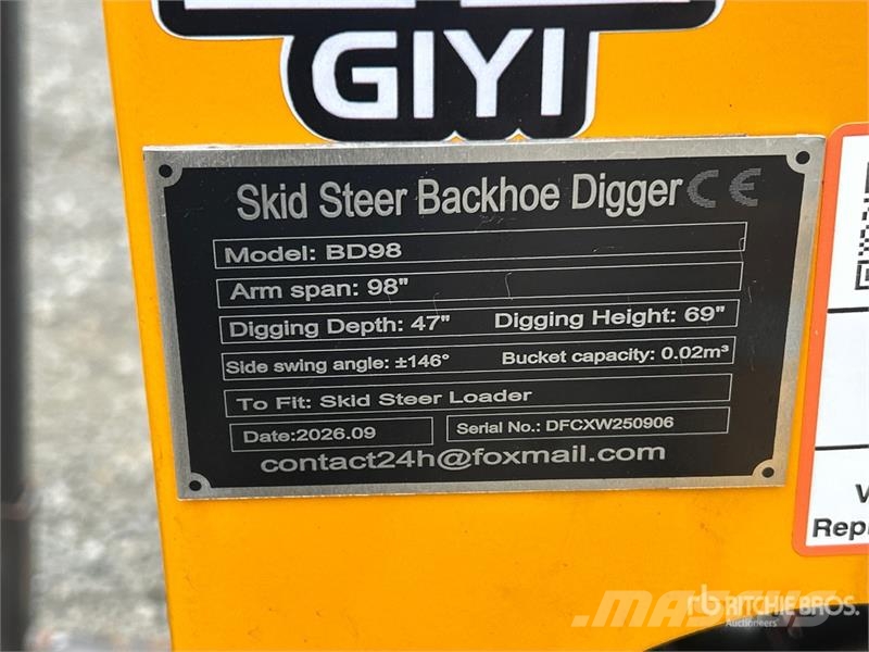GIYI GY-BD98 Skid Steer Backhoe (Unused) Ekskavaatorikopad ja lisaseadmed