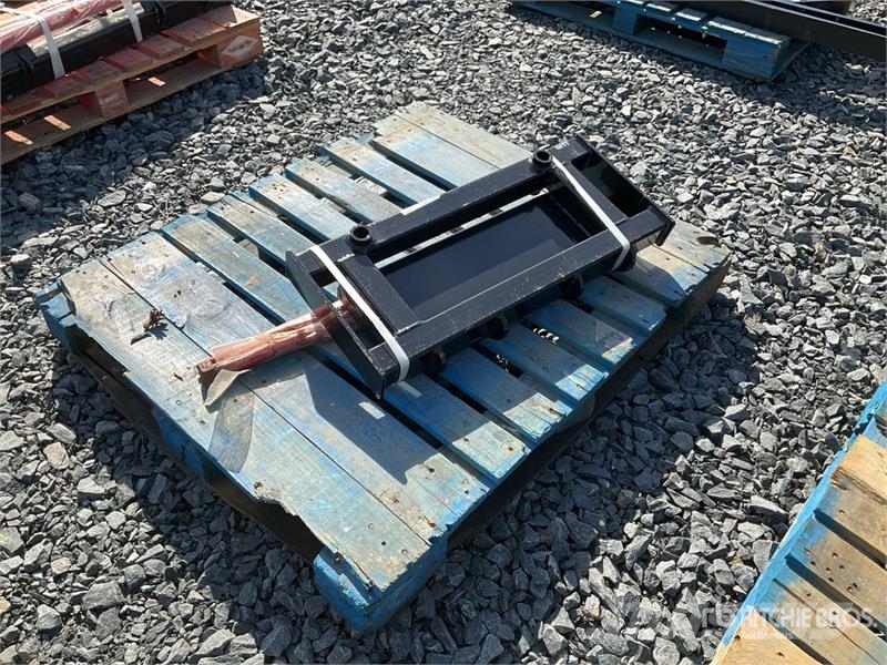 GIYI GY-BF39 39 in Mini Skid Steer Bale Spear (Unu Drugi deli