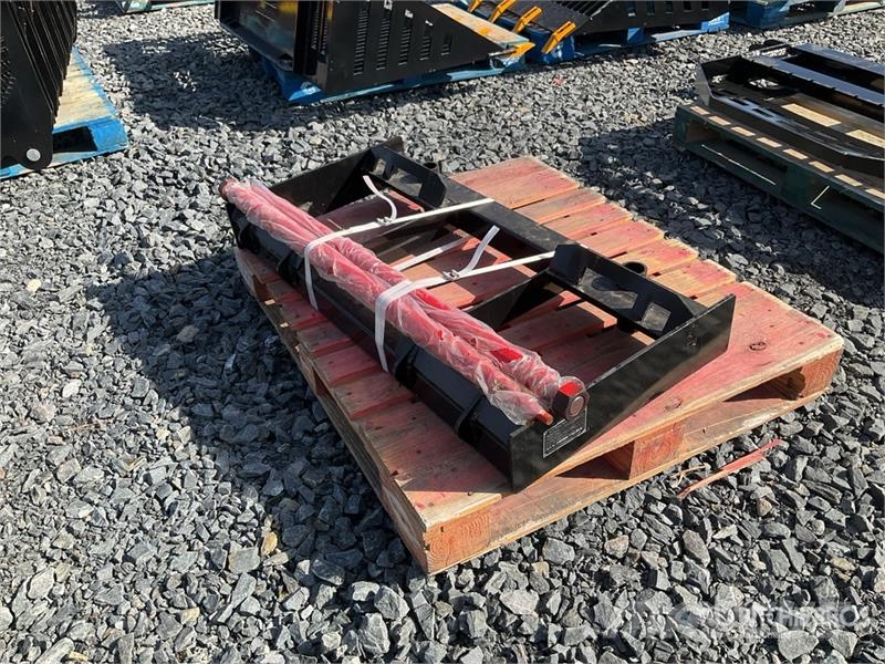  GIYI GY-BF47 47 in Skid Steer Bale Spear (Unused) Компоненты строительной техники