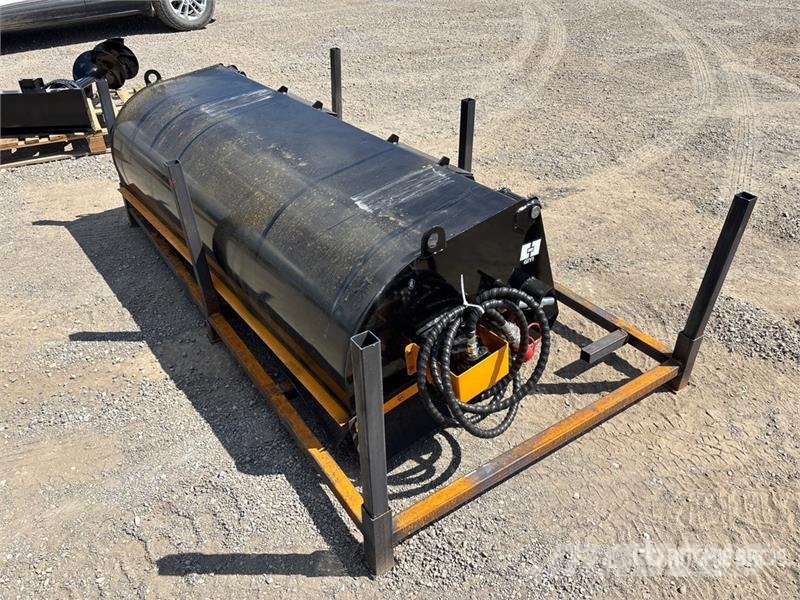 GIYI GY-BS72 72 in Skid Steer Sweeper (Unused) Süpürgeler