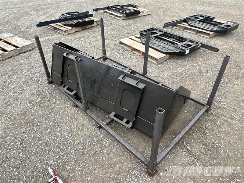 GIYI GY-BT67 67 in Skid Steer Bucket (Unused) Godet
