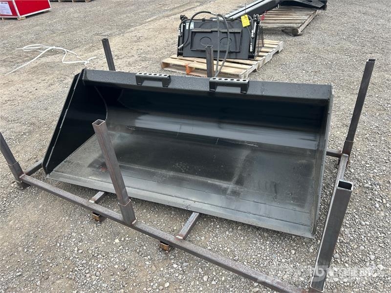 GIYI GY-BT67 67 in Skid Steer Bucket (Unused) Godet