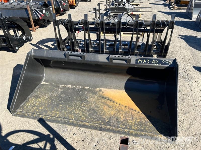  GIYI GY-BT67 67 in Skid Steer Bucket (Unused) Žlice