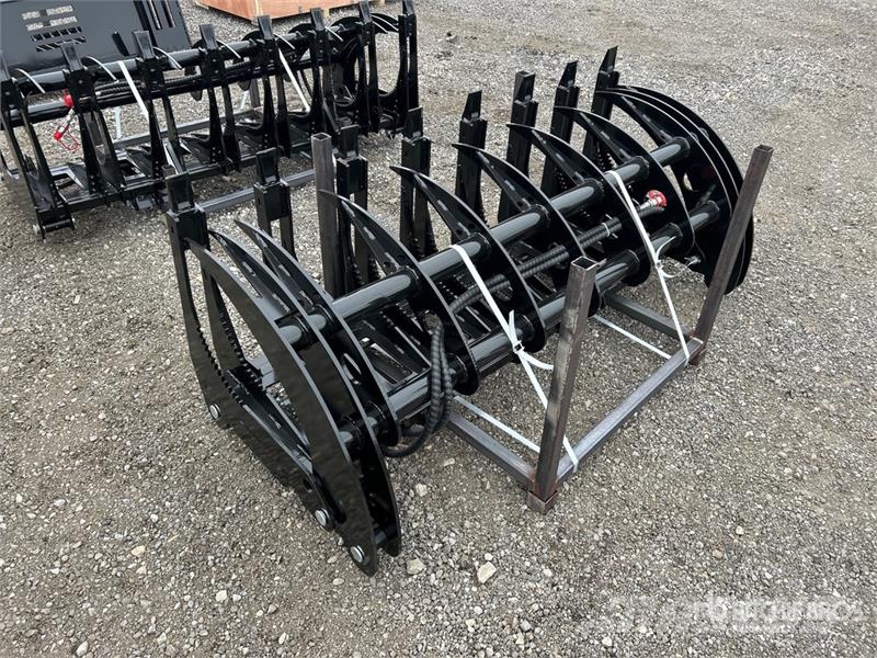  GIYI GY-CLG72 70 in Skid Steer Root Rake مكابس وميبسات التبن