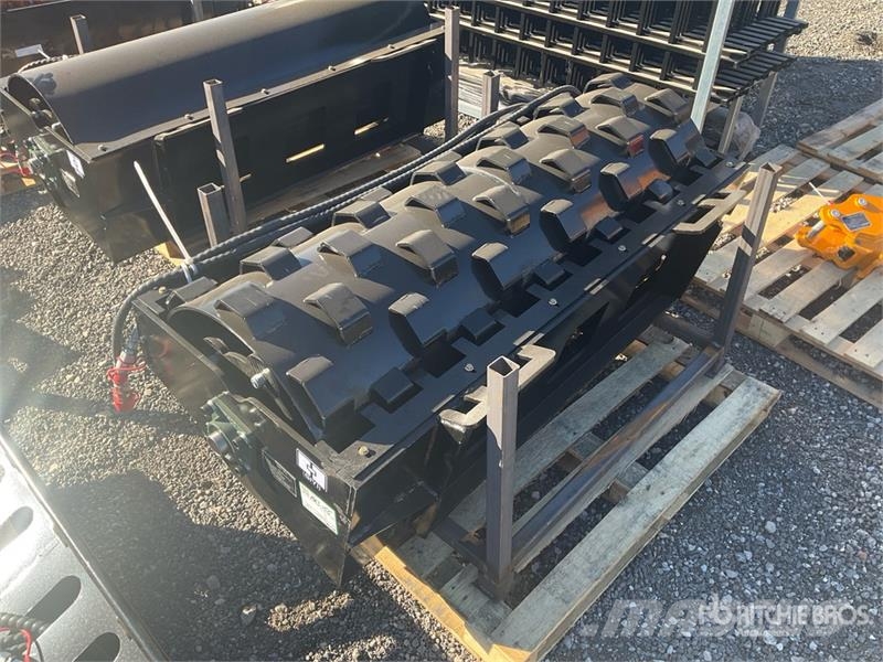  GIYI GY-CW70 59 in Padfoot Skid Steer Vibratory Ro Walsen