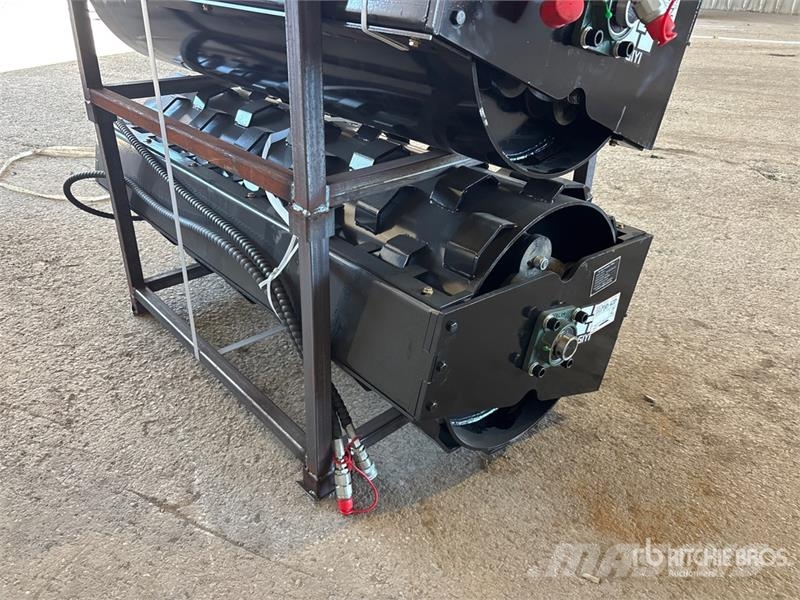GIYI GY-CW70 59 in Padfoot Skid Steer Vibratory Ro Οδοστρωτήρες