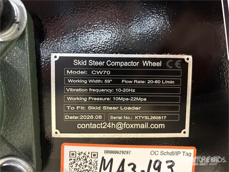 GIYI GY-CW70 59 in Padfoot Skid Steer Vibratory Ro 滚筒