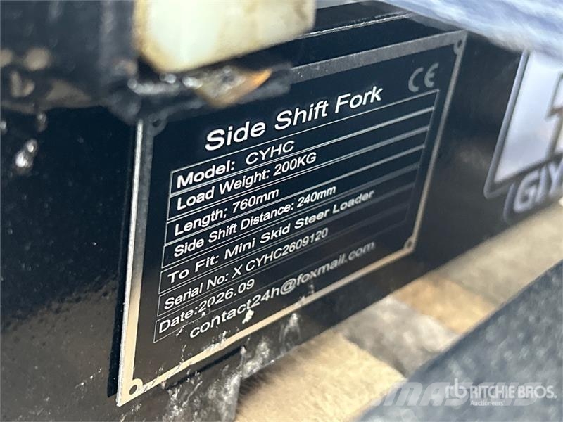GIYI GY-CYHC 28 in Mini Skid Steer Forks (Unused) Fourche