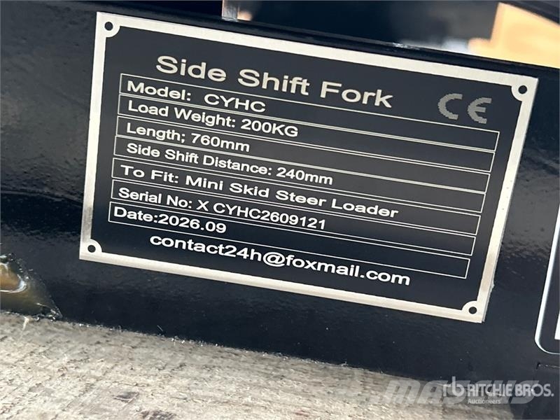 GIYI GY-CYHC 28 in Skid Steer Forks (Unused) Fourche