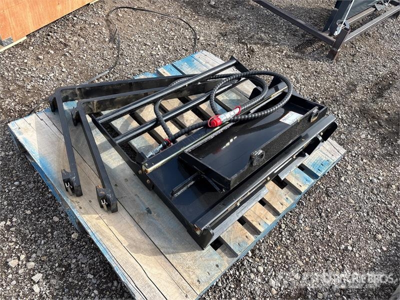  GIYI GY-CYHC 30 in Mini Skid Steer Forks (Unused) Horquillas