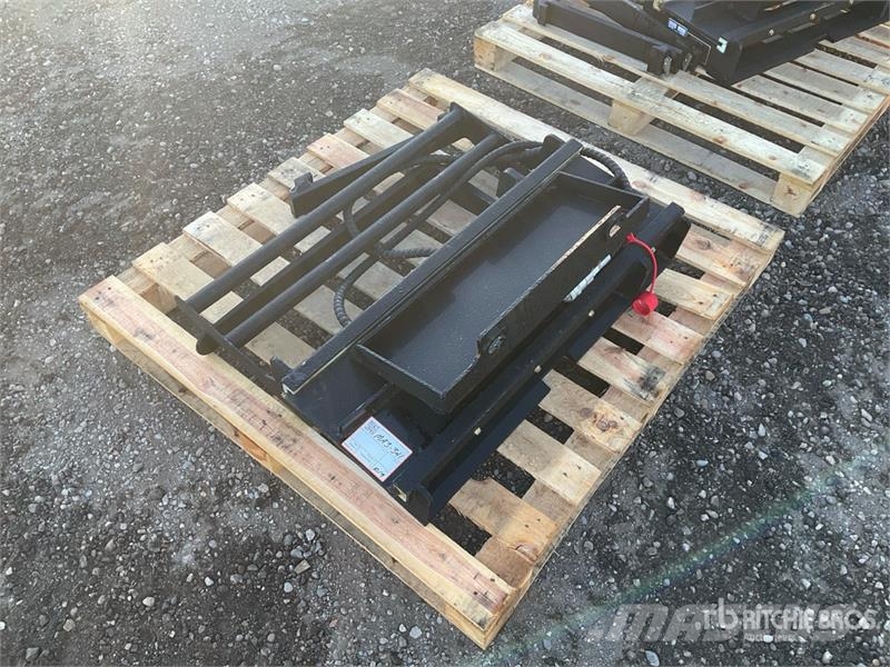 GIYI GY-CYHC 30 in Mini Skid Steer Forks (Unused) 叉