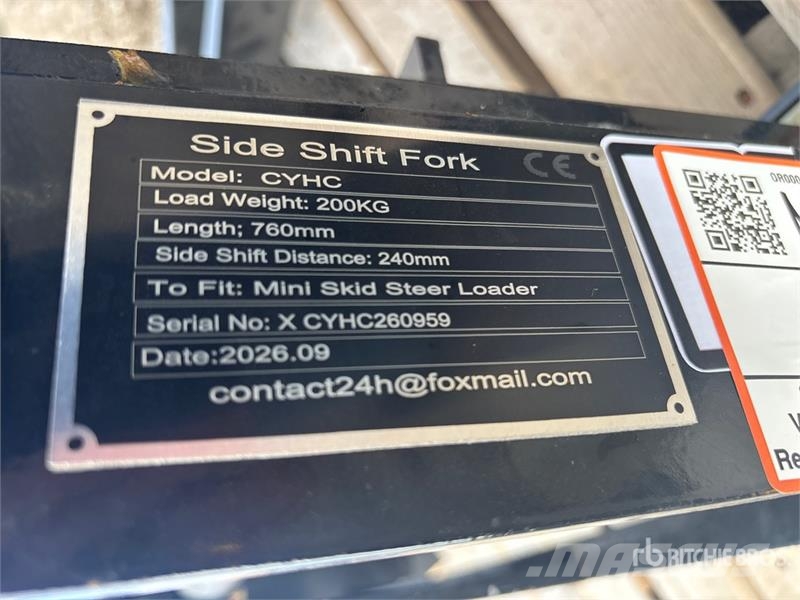  GIYI GY-CYHC 30 in Mini Skid Steer Forks (Unused) Horquillas