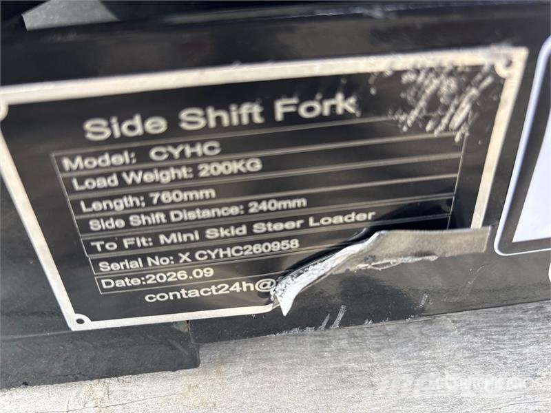  GIYI GY-CYHC 30 in Mini Skid Steer Forks (Unused) Horquillas