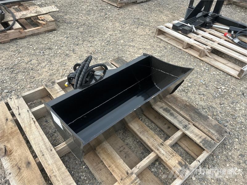 GIYI GY-D3T 32 in Hydraulic Tilting Excavator Buck Godet