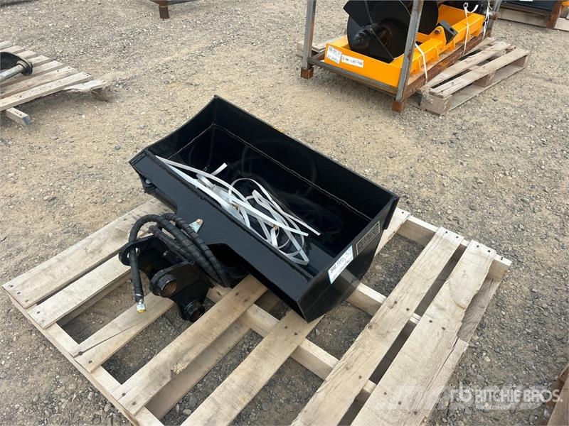 GIYI GY-D3T 32 in Hydraulic Tilting Excavator Buck Godet