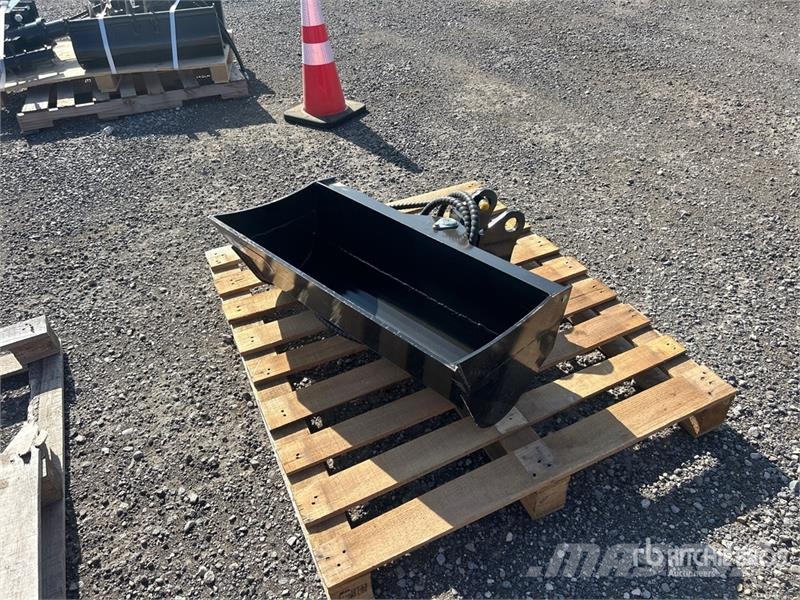 GIYI GY-D3T 32 in Hydraulic Tilting Excavator Buck Godet